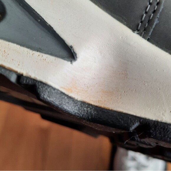 NEW Nike Air Max ST International Pure Platinum Gray Shoes 652976-002 Size 9.5 - Picture 9 of 12